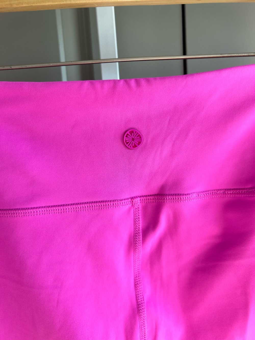 Lilly Pulitzer Luxletic Weekender High Rise Leggings Pink NWT Size L #89 - Picture 6 of 13